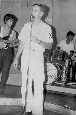 Skip Meinke singing in a Olongapo bar